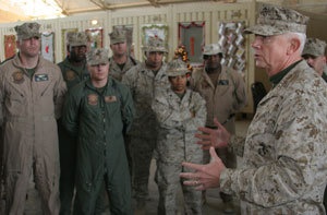 Marine Forces Reserve Commander commends HMM-774
