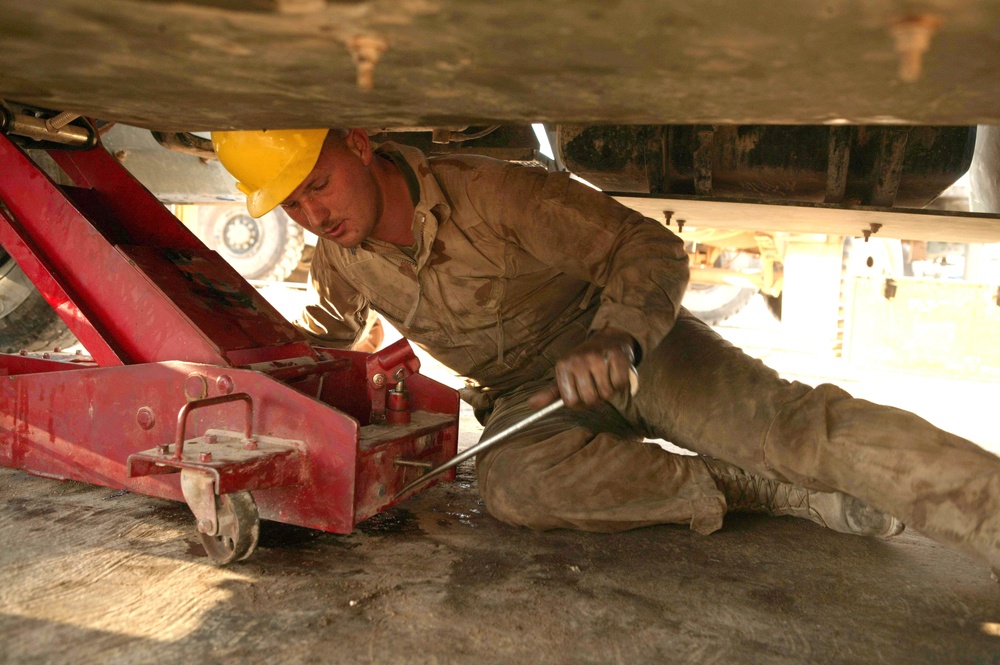 DVIDS - News - Maintenance Detachment pulls together