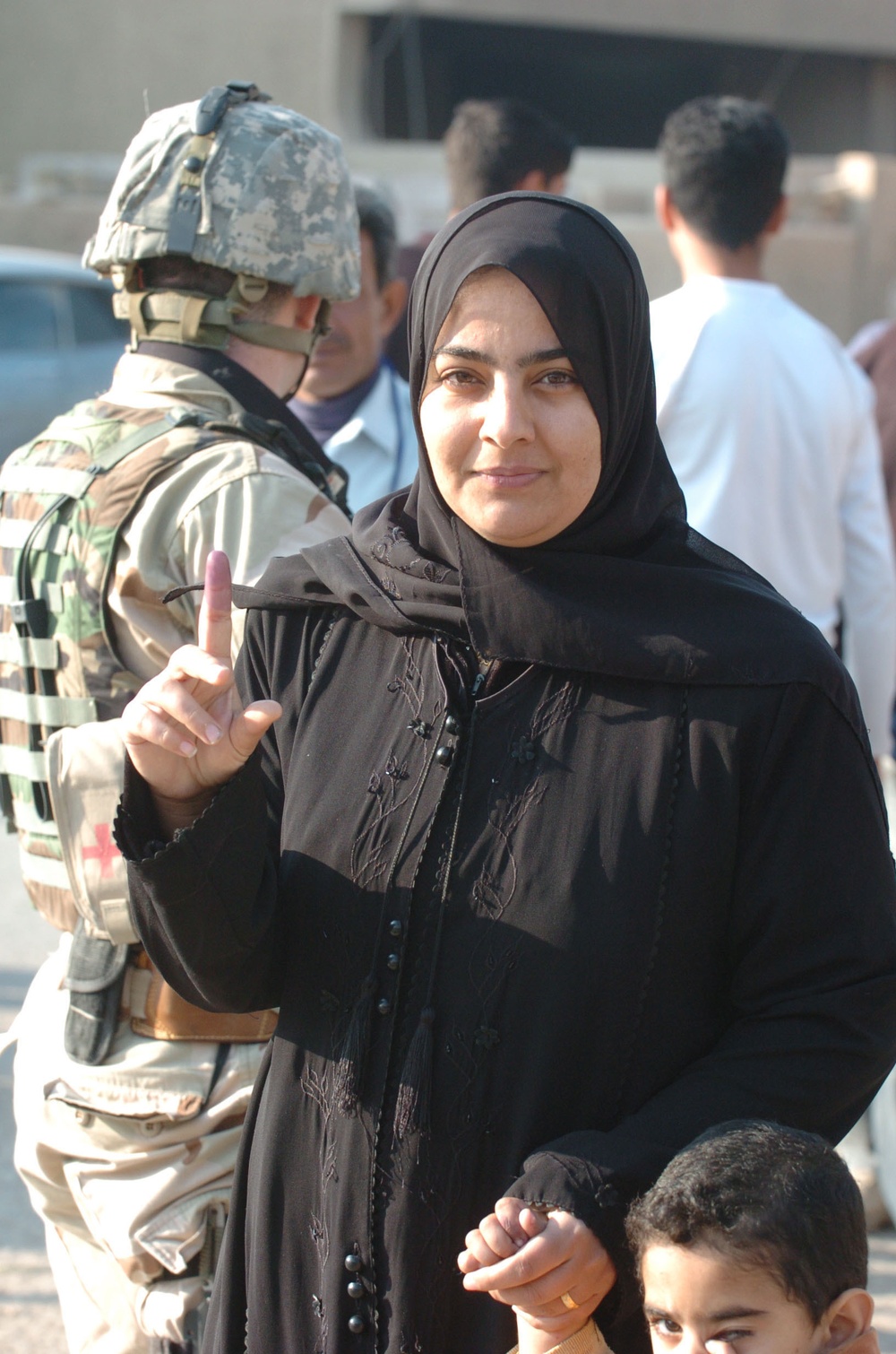 Iraqi citizens go to the polls in Khadhamiyah