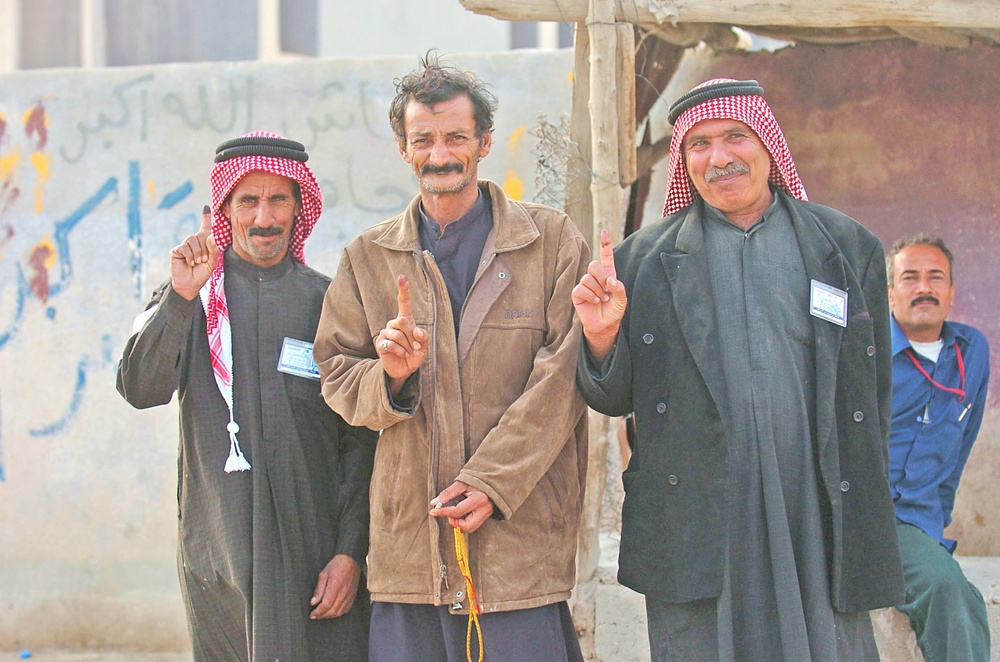 Abu Ghraib citizens cast votes