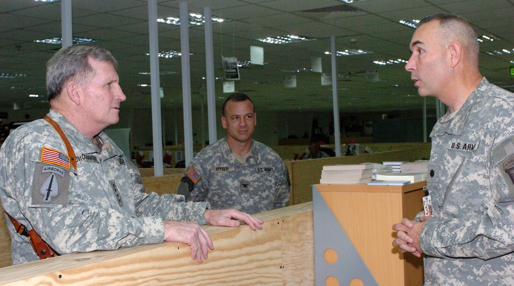 Chief of staff of the Army visits FOB Speicher