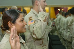 Pfc. Habiba Chowdhurry recites the oath of citizenship