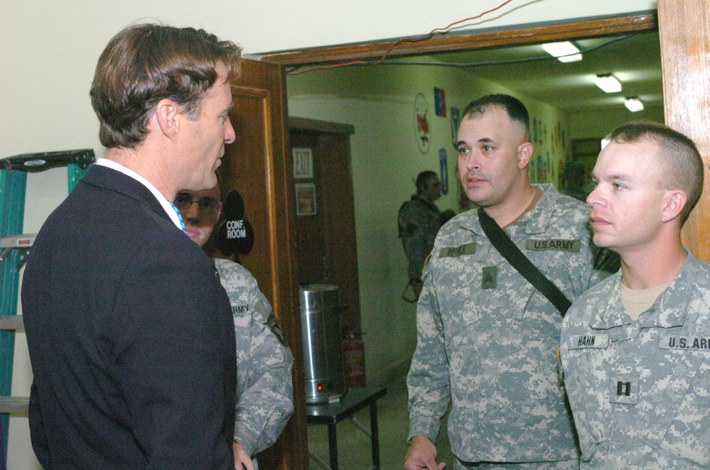 Delegation Visits Iraq