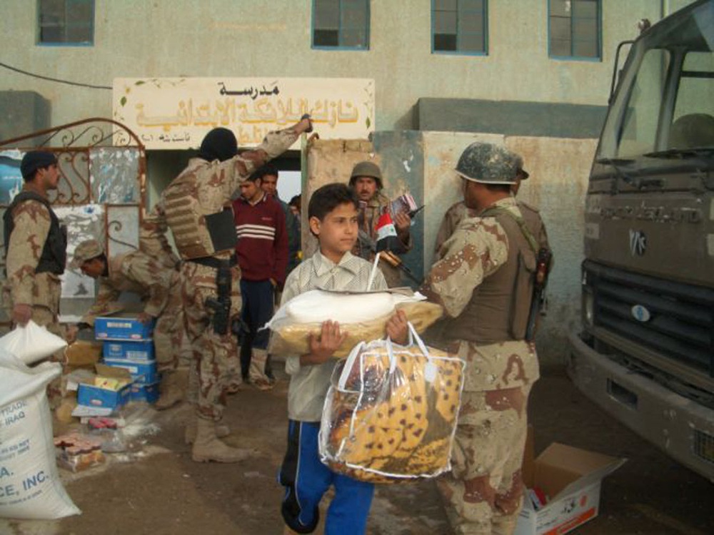 Soldiers provide humanitarian assistance to Abu Ghraib residents