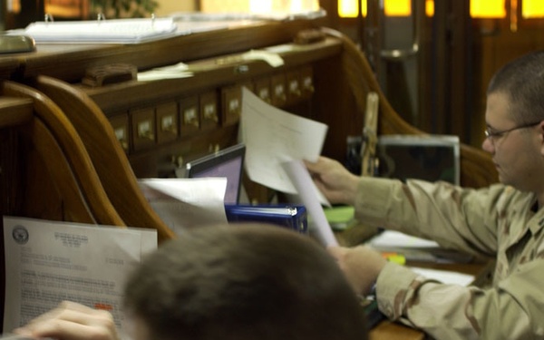 DVQ Houses Guests, Entertainers at Anaconda