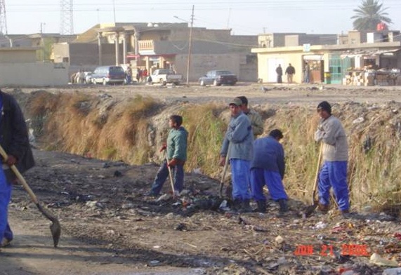 Children in Al-Rasheed Clean Up Trash
