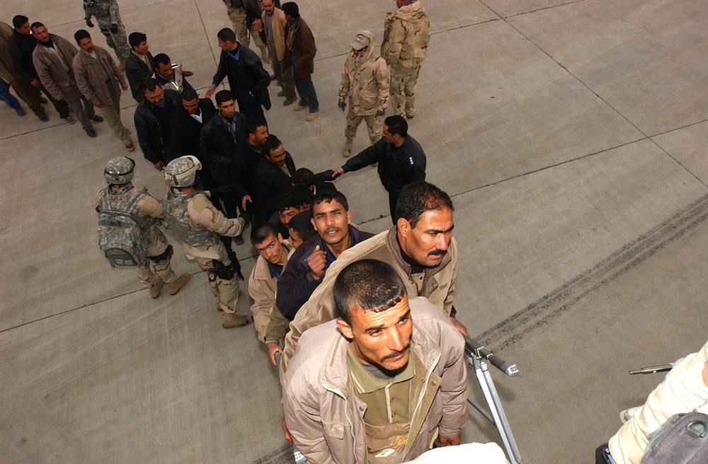 Iraqi Police recruits