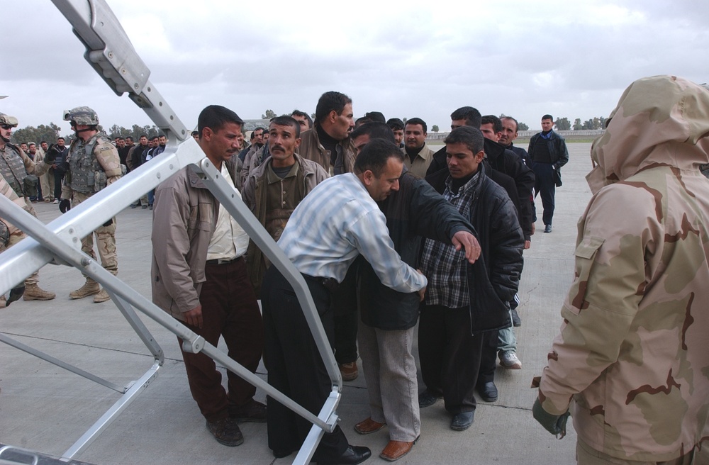 Iraqi Police recruits