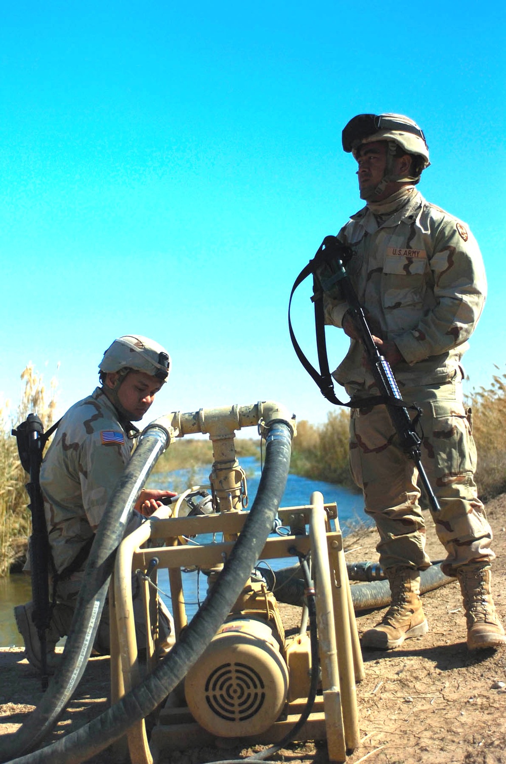 Guam Citizen Soldiers Purifiy the Water in Iraq