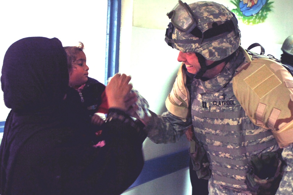 Soldiers give gifts