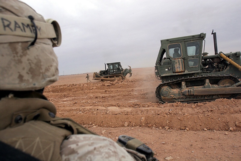 Marines Build Berm Around Troubled City