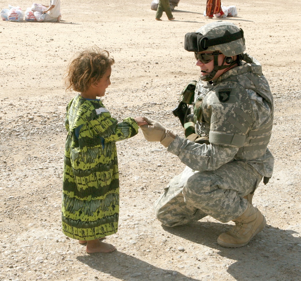 SFC Lewis and little girl