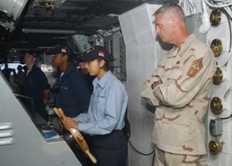 U.S. Central Command Senior Enlisted Advisor visits USS Ronald Reagan (CVN