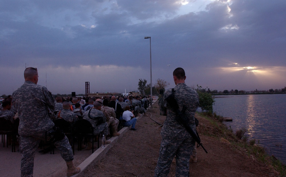 DVIDS - News - MND-B Soldiers, Civilians Celebrate Easter Sunrise Service