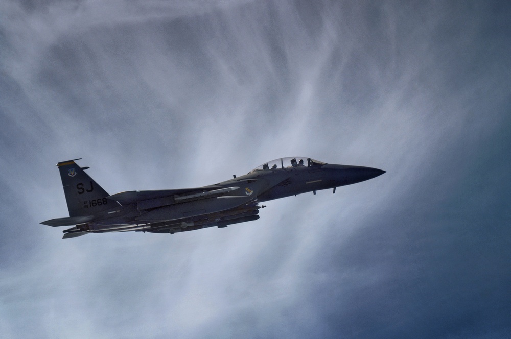 KC-135R Mission