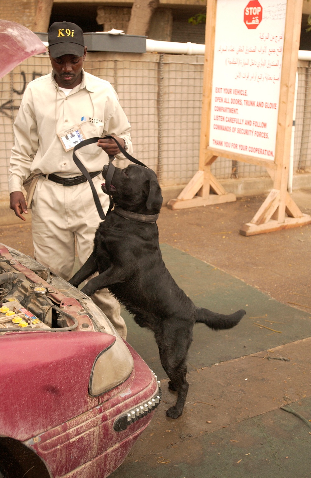 Soldiers work to keep Green Zone safe