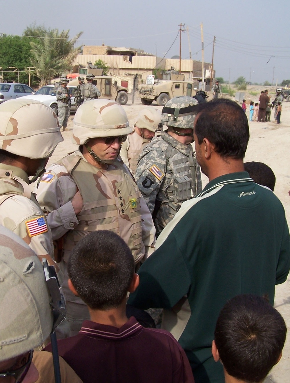 Gen. Casey Visits Soldiers in  Baghdad