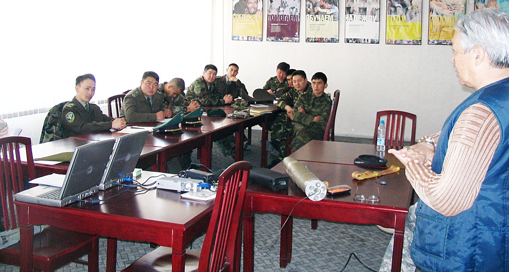 Kyrgyz-U.S. Explosive Ordnance Disposal Information Exchange