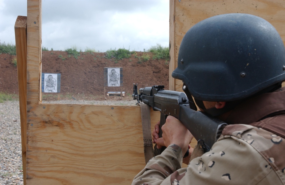 Iraqi Army Soldiers zero their weapons and shoot at different targets