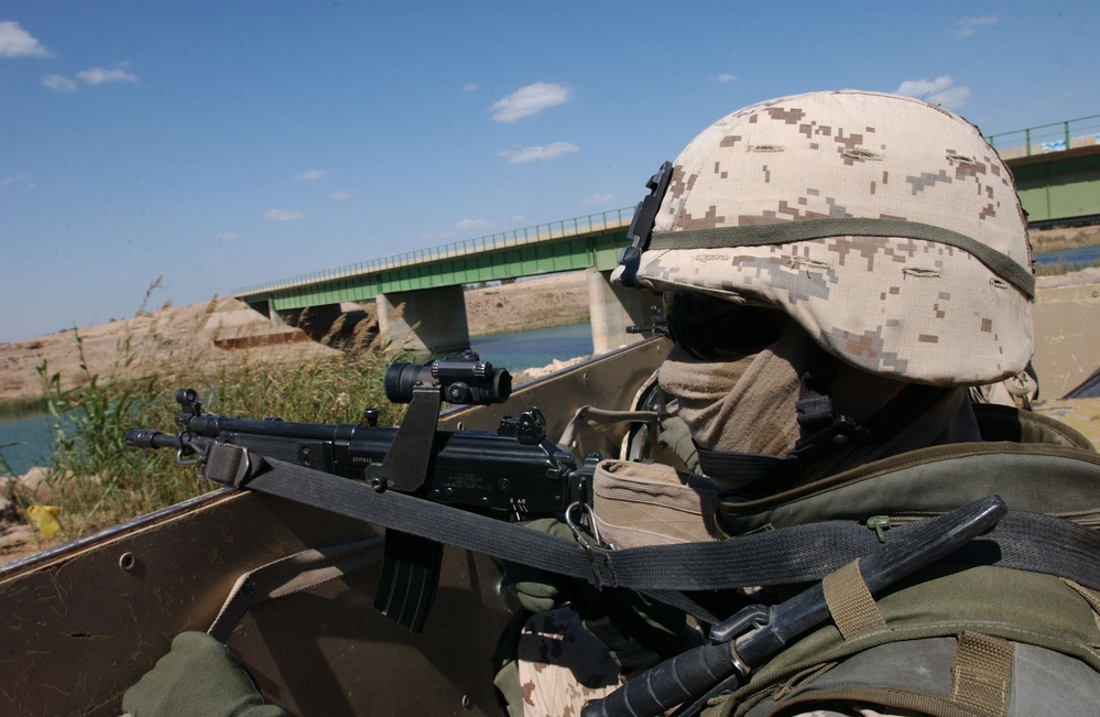 Estonian Soldier Pulls Security