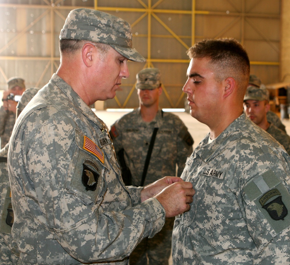 Maj. Gen. Pillsbury visits COB Speicher