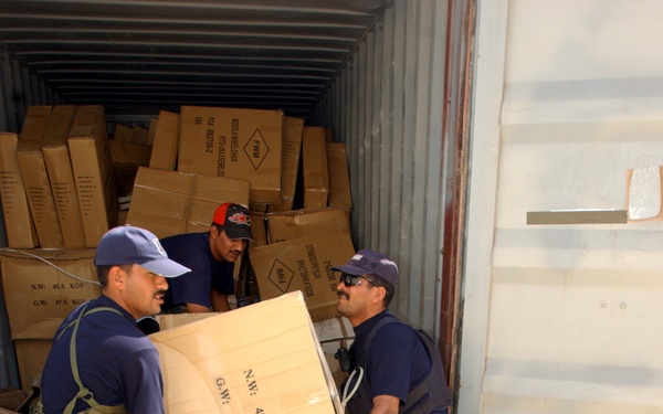 IPs deliver wheelchairs to Iraqi hospital