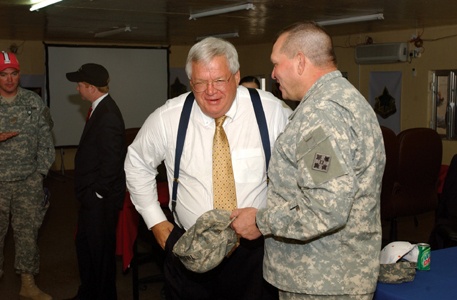 Congressional delegates meet with MND-B Soldiers