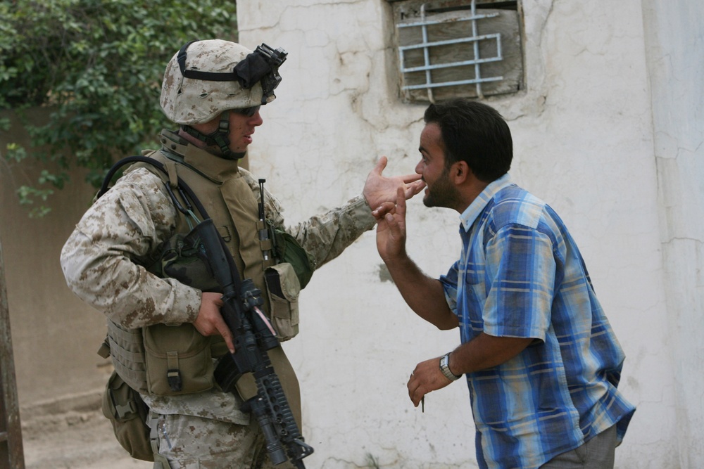 Marines combine skills to fight in the city