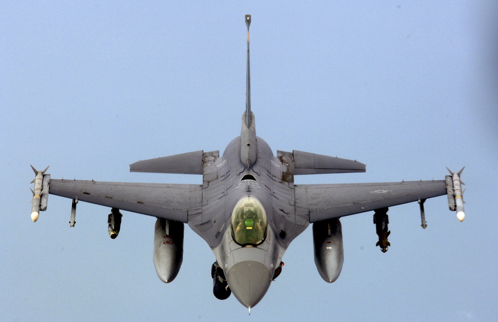 F-16 Refueling