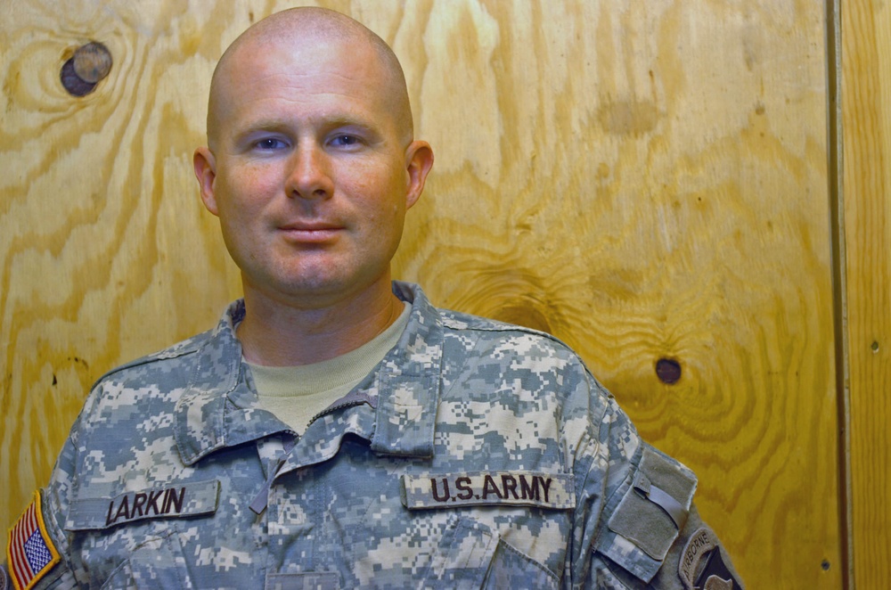 Fort Campbell Soldier Finds Large Sum of Money at Zarqawi Site