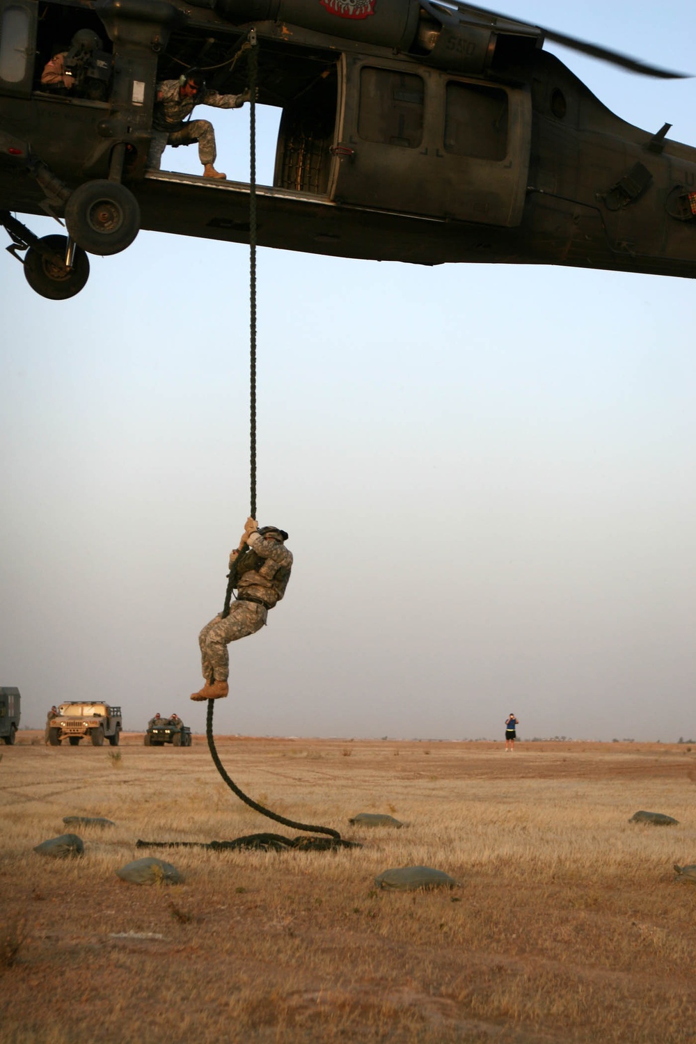 Pathfinders, 5th Battalion, 101st Combat Aviation Brigade conduct Fastrope