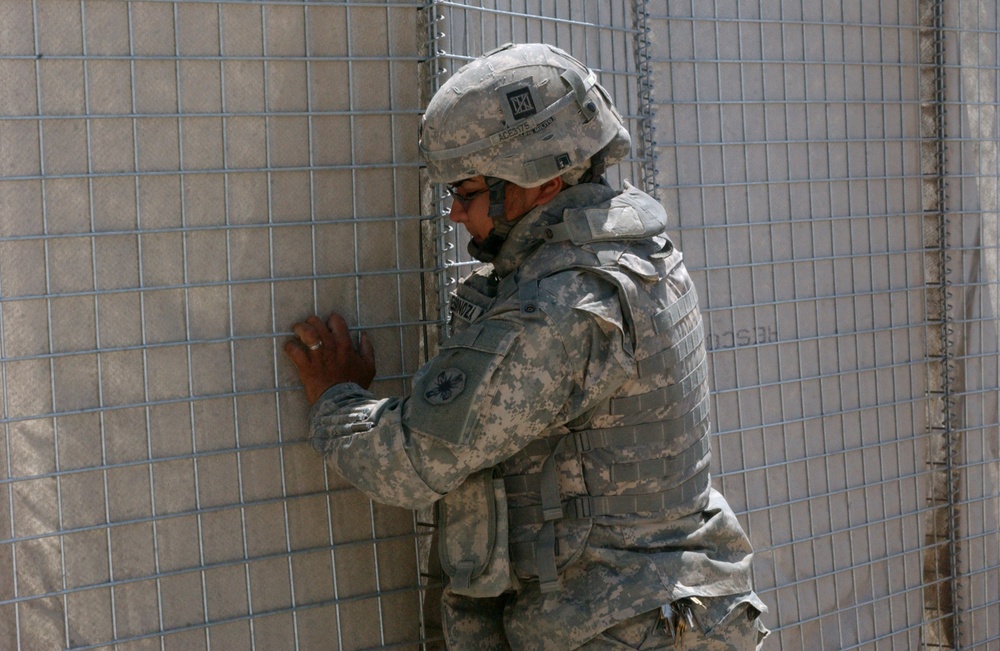 MND-B Soldiers Put Finishing Touches on Better Way of Living