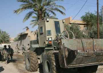 Logistics Marines take on insurgency to entrench Iraqi Army in Ramadi