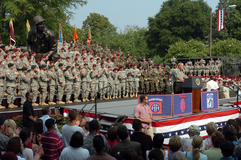 President Bush visits Fort Bragg for Fouth of July