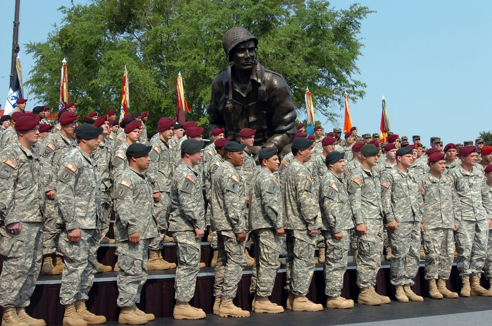 President Bush Visits Fort Bragg for Independence Day