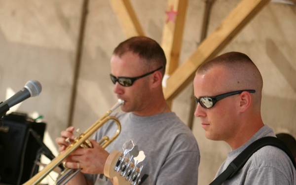 101st Combat Aviation Brigade Hosts 4th of July Celebration