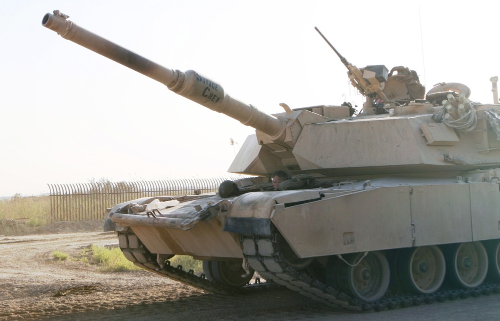 Tanks Support Darkhorse Grunts in Habbaniyah