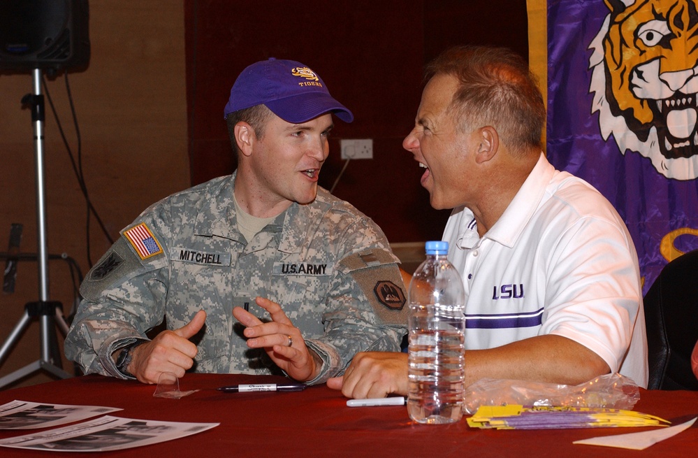 Sports Personalities Meet With MND-B Soldiers