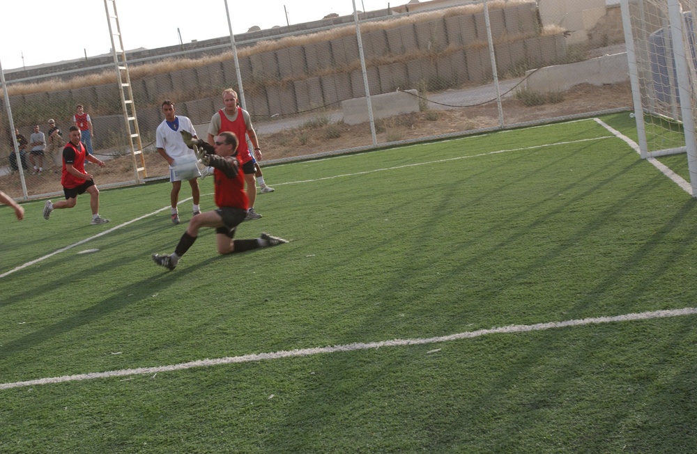 Iraqi Police win 4-3 in soccer against Soldiers