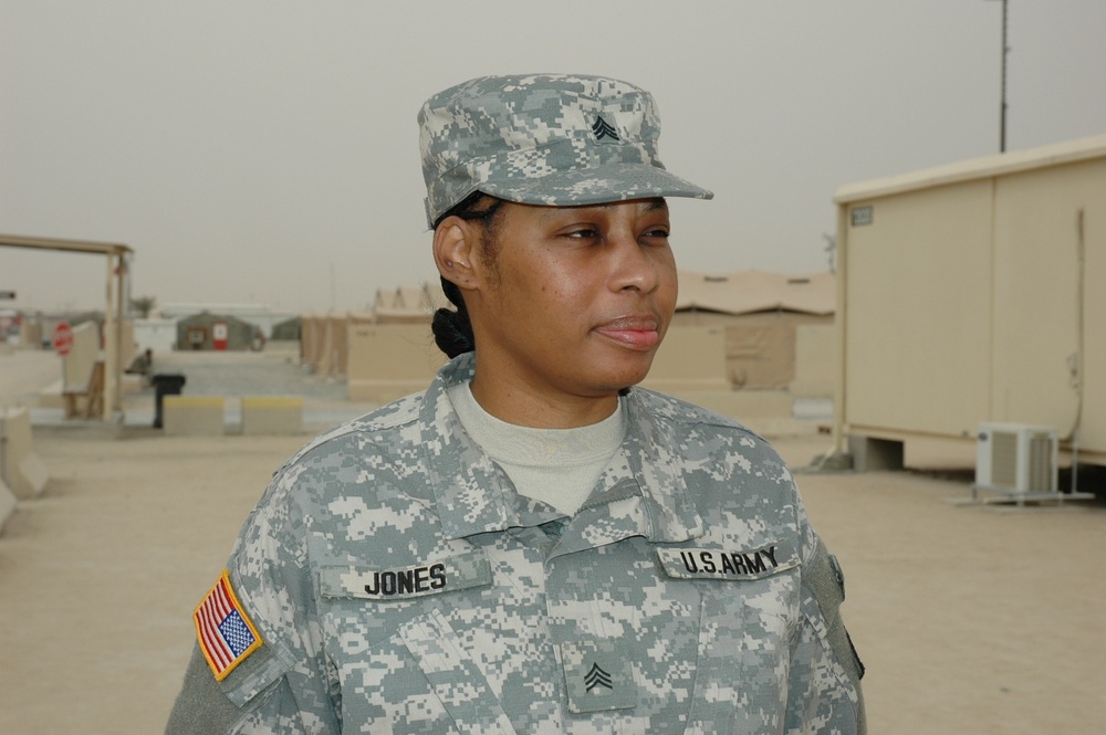 Maryland Reserve soldier, Baltimore CHDU officer deploys to Southwest Asia