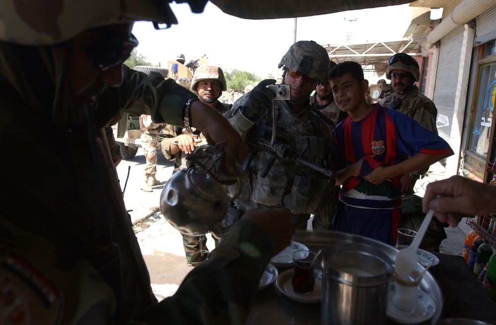 Iraqi Army Cordon and Search Anti-Iraqi Forces Hotspot