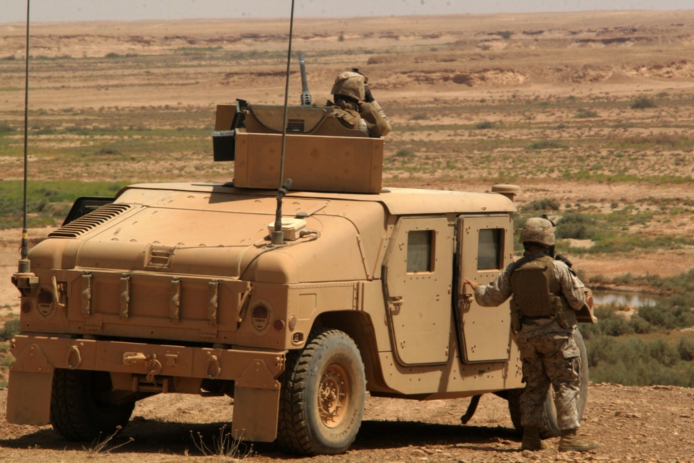 Perimeter Patrol Teams Scan Desert to Keep Al Asad Secure