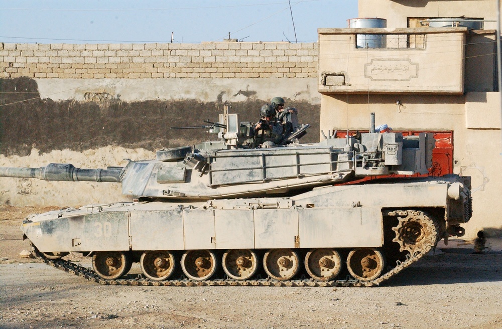 Iraqi security forces conduct Operation Sandstorm in Tal Afar.