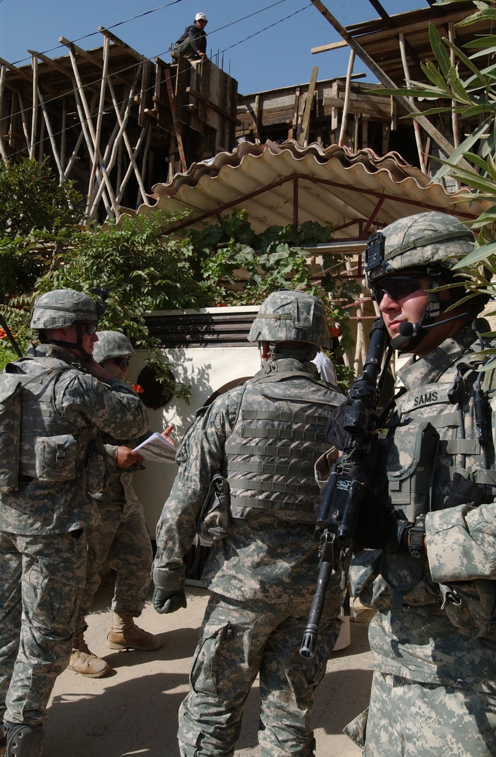 2nd Infantry Division dismounts in Mosul