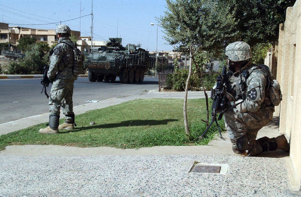 2nd Infantry Division dismounts in Mosul