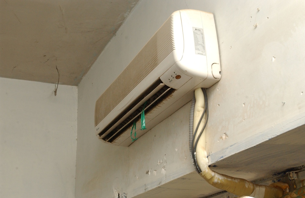 MITT team rebuilds barracks