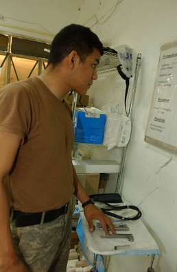 Medic ignores his own burns to provide aid for fellow Soldiers