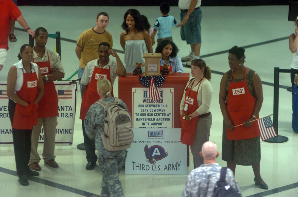 USO Fourth of July weekend