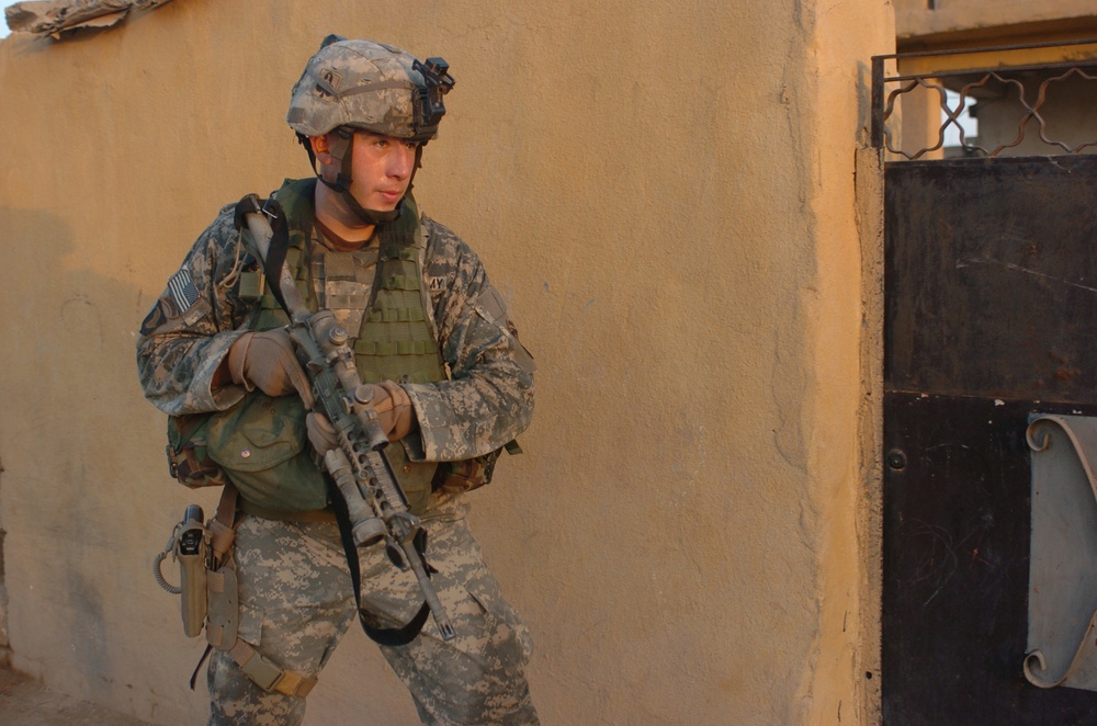 Soldiers continue Operation Guagamela