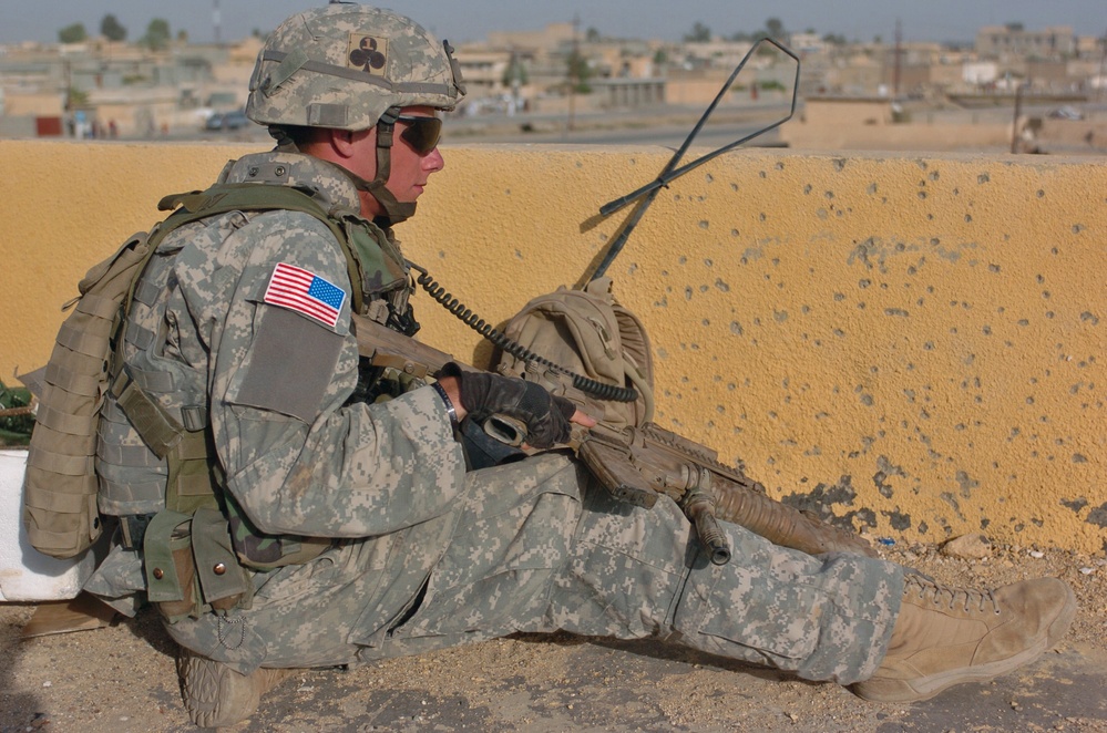 Soldiers Continue Operation Guagamela